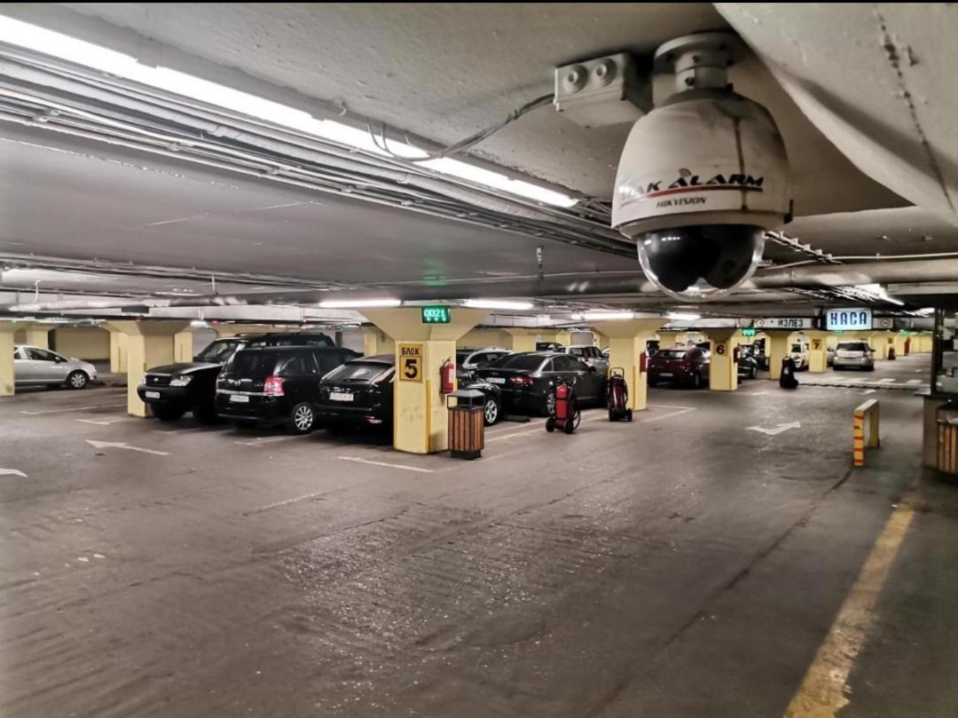Calla 4 Apartment - Main Square, In The City Shopping Center - Parking Slot With Securiti And Video Camera Skopje Exteriör bild