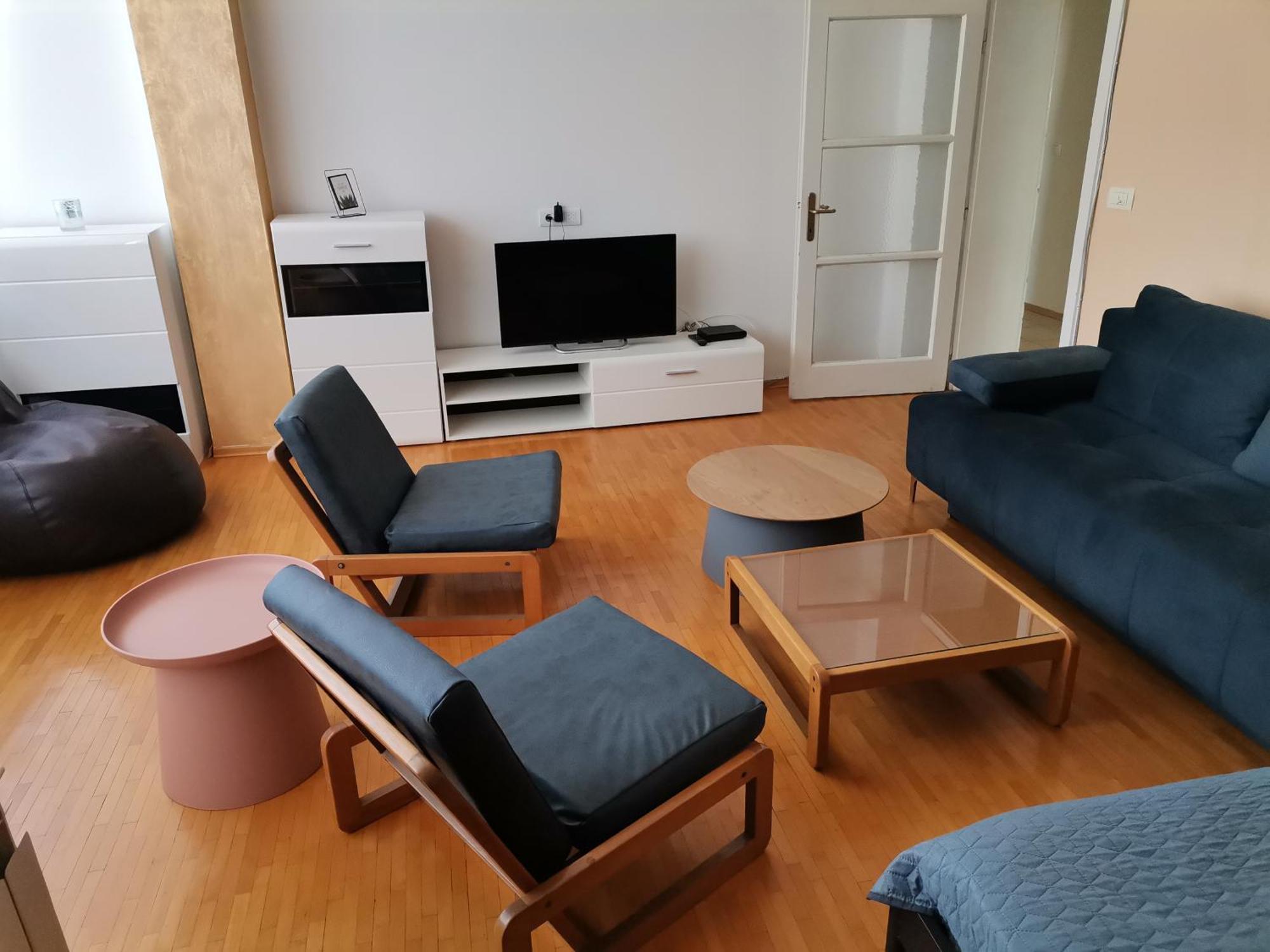 Calla 4 Apartment - Main Square, In The City Shopping Center - Parking Slot With Securiti And Video Camera Skopje Exteriör bild