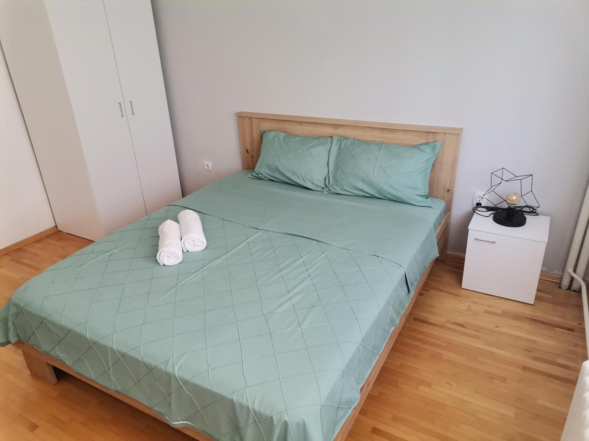 Calla 4 Apartment - Main Square, In The City Shopping Center - Parking Slot With Securiti And Video Camera Skopje Exteriör bild